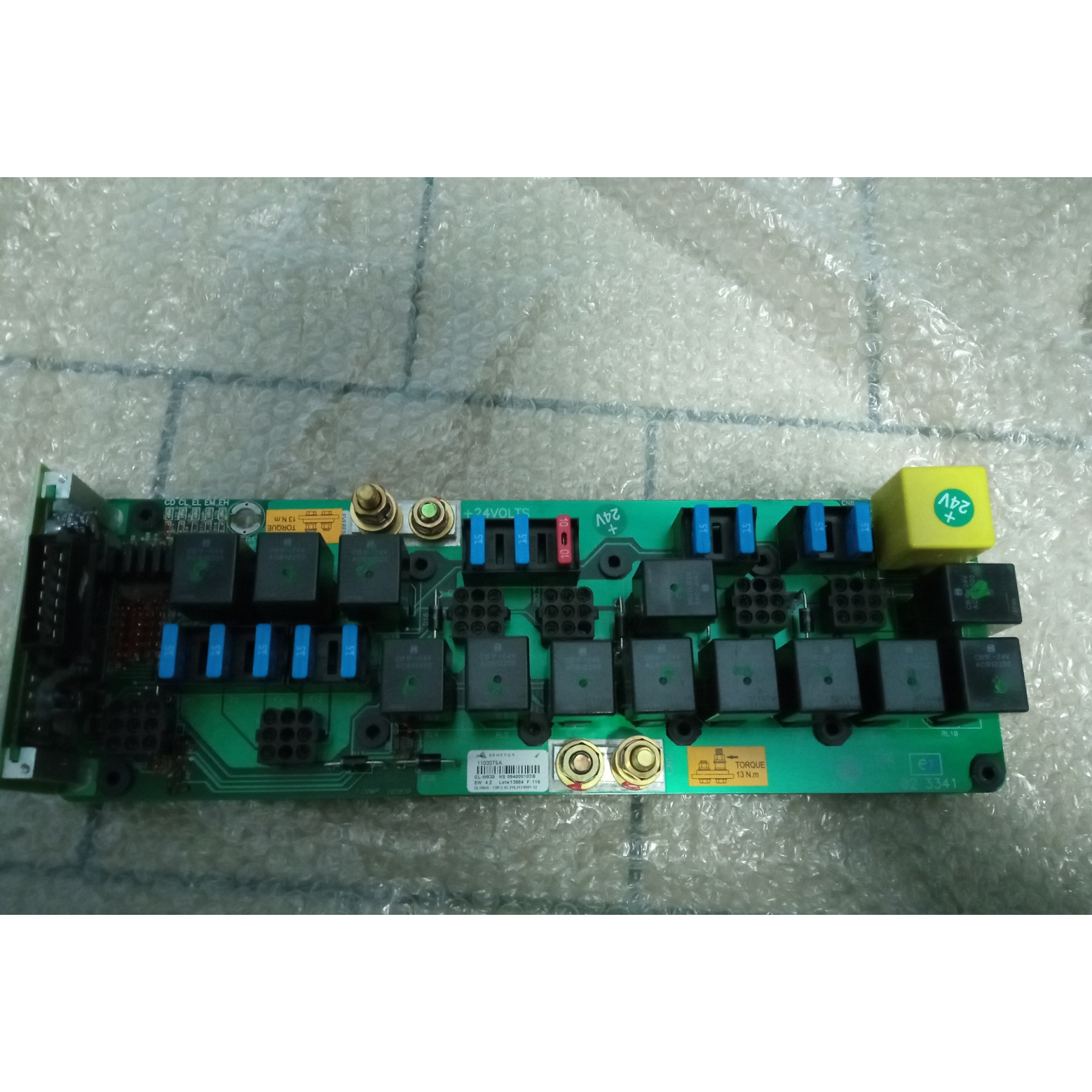 Panel elektroniczny szkrzynka na bezpieczniki IVeco 5006046202