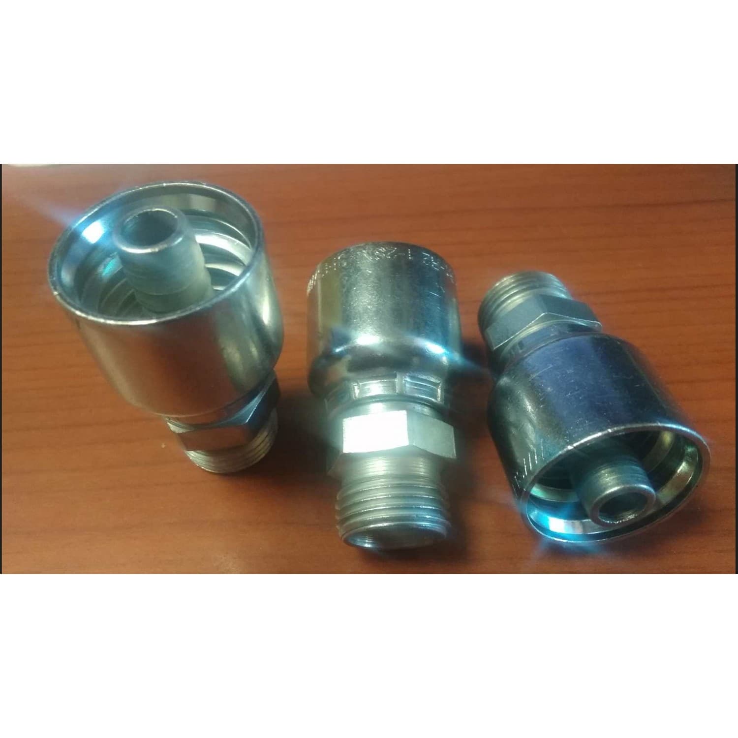 Końcówka hydauliczna cel M18 dn10 p21 t48 parker
