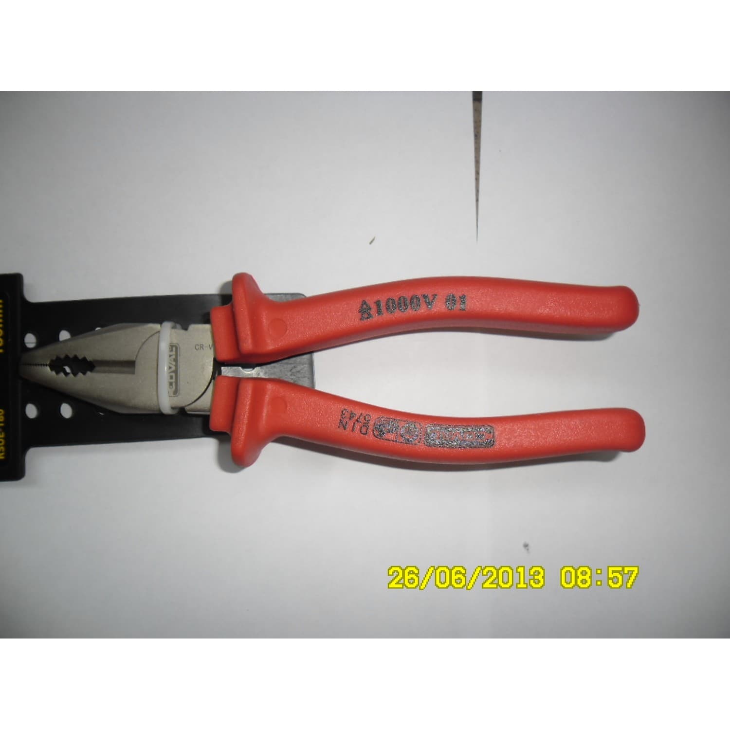 Szczypce uniweralne 160mm