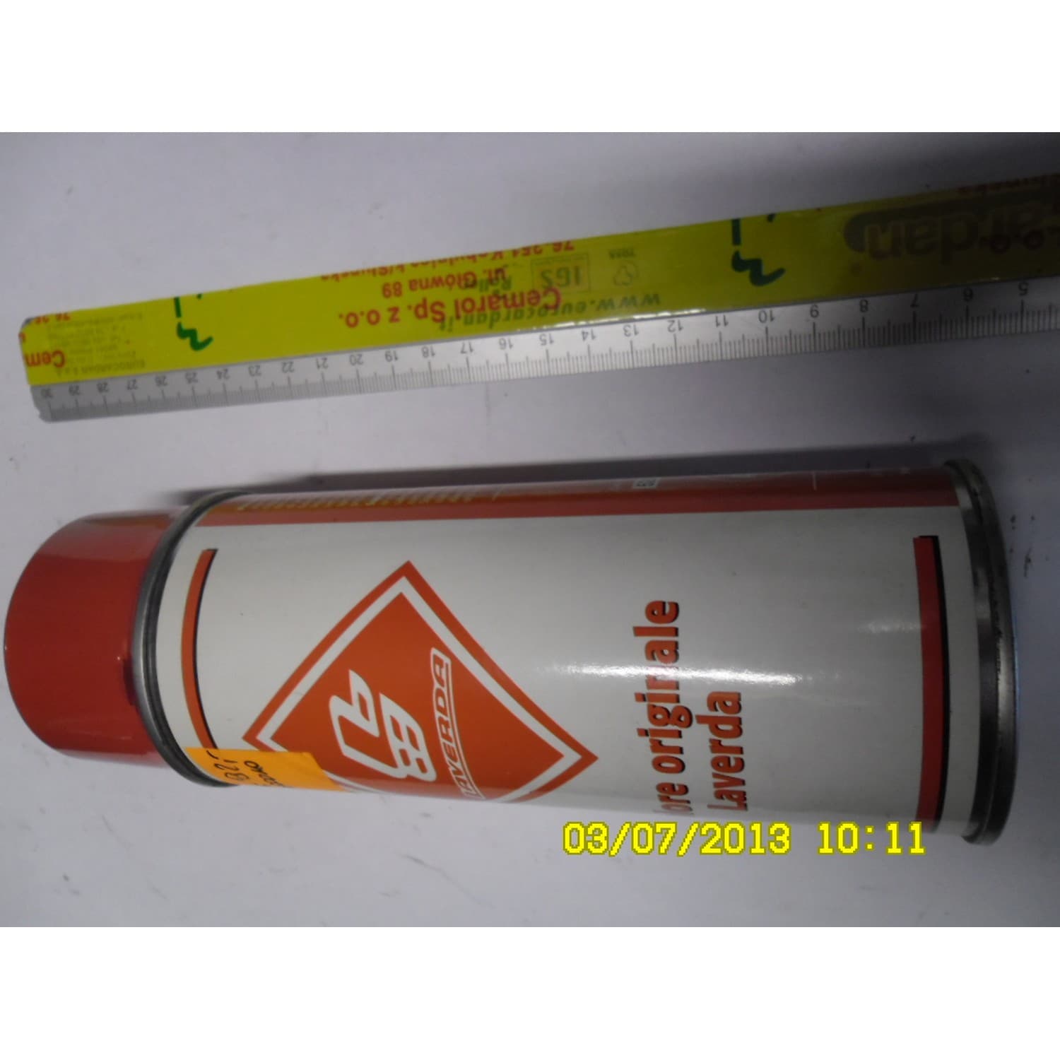 Farba czerwona spray